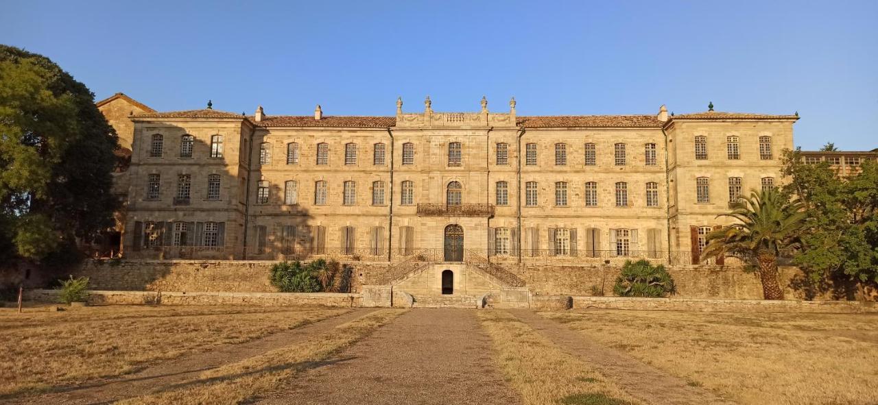 A L'Ombre Du Bananier Villa Neffies Exterior photo